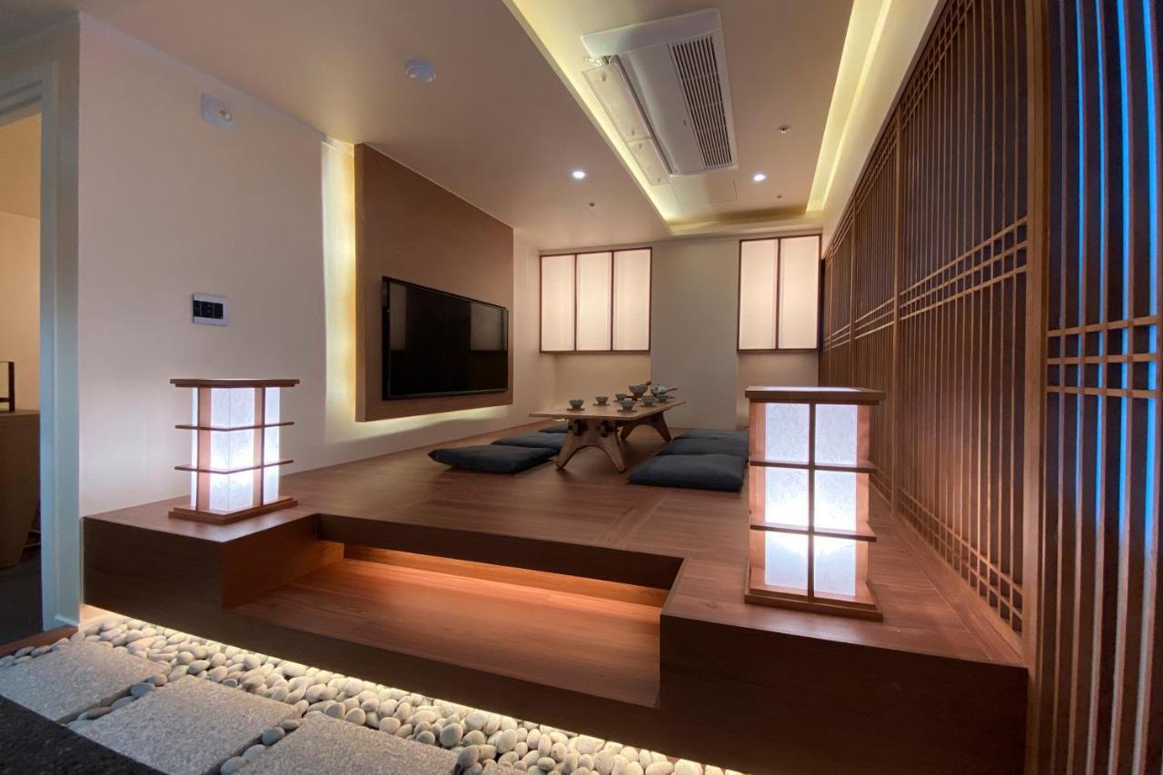 Uh Suite The Jongno Seoel Buitenkant foto